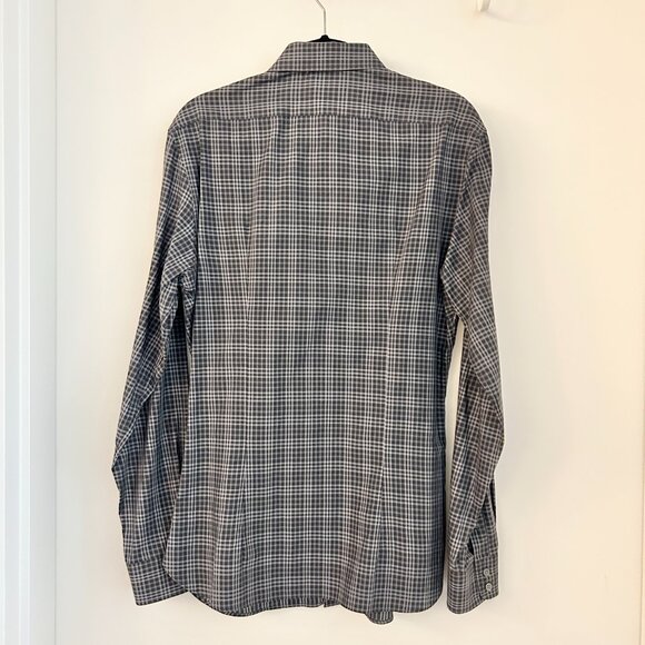 John Varvatos Men's Classic Fit Navy Blue Plaid Button Down Shirt 15.5, 34/35 - Picture 5 of 7